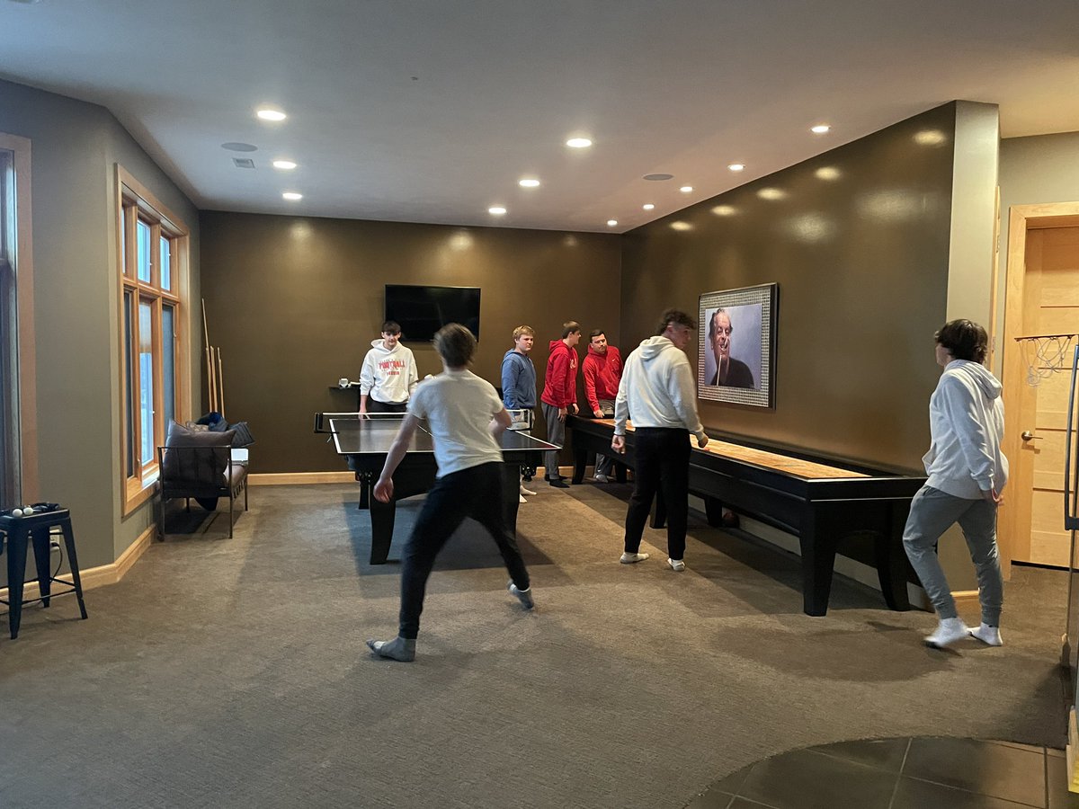 nsdgolf's tweet photo. Thank you to the Roche family for hosting Team Dinner before our first invite tomorrow at Gretna.

Shoutout to Cooper for winning the Ping Pong tournament. #NTG https://t.co/XhxJWRzOty
