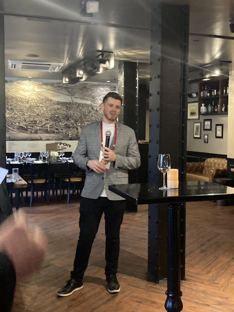 gbcaboston's tweet photo. Thank you very much to our #gbcaaffiliate member @BostoniaPublic for hosting our March All Member meeting tonight! We had a great time networking and enjoying great food and beverage selections! #bostoniapublichouse #bostonbrunch #livemusic #inservicethroughfriendship https://t.co/UoTJOIIZgM