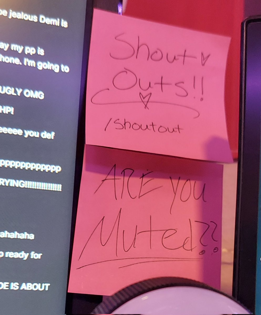 I use sticky notes to make sure i stay on track, here is just a couple 🤣 stream is gonna be a little late, got some neck pain I'm nursing 💔