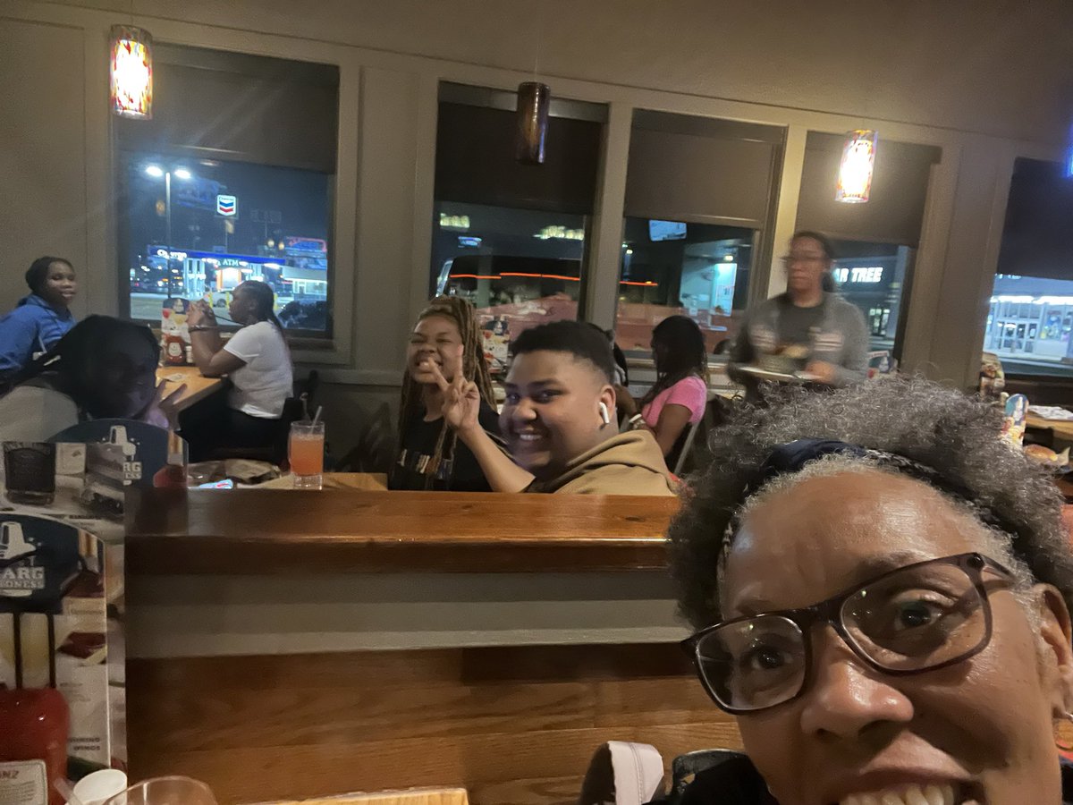 CPSMACScholars's tweet photo. We made it safe and sound to Marshall Texas. One word flash…Tired, Happy, Hungry. I get it let’s go eat #LoveWhatIDo #AEO https://t.co/2bWmr00fRw