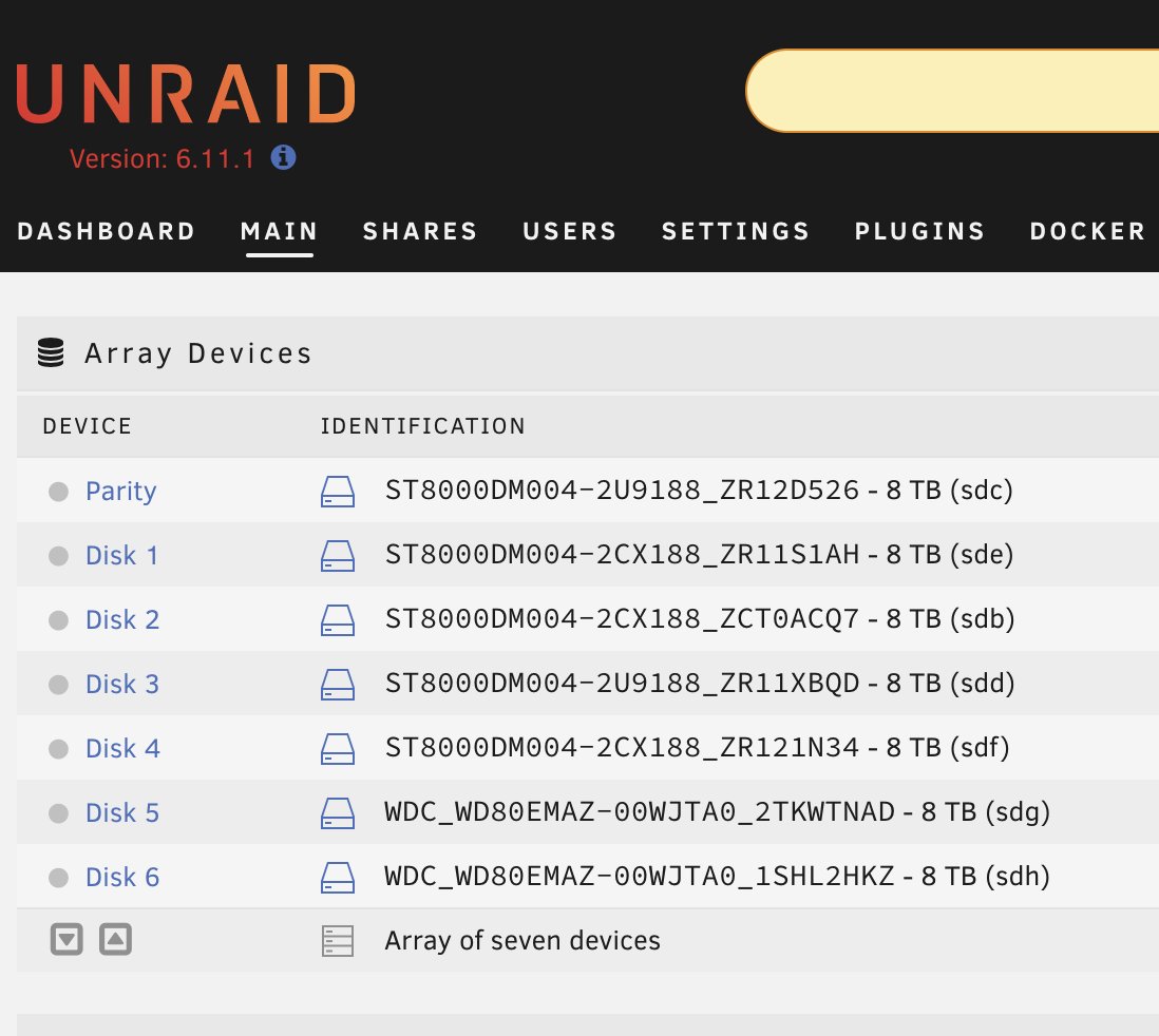 TheNetGuyDotCom's tweet image. Who has two thumbs 👍👍 and hoards data!?  
👈 This guy!  #Unraid #LikeARock #NeverDeleteAnything