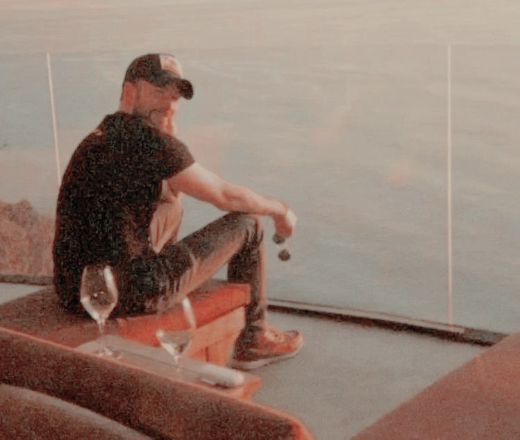 _capitaLetters's tweet image. ᅠ                       𝑰𝒈 𝒑𝒐𝒔𝒕
      
            ◌   ﹫𝑠𝑒𝑟𝑒𝑛𝑎𝑏𝑒𝑛𝑛𝑒𝑡 ✓

⠀⠀⠀⠀  𝑀𝑦 𝑙𝑜𝑣𝑒𝑙𝑦 𝘩𝑜𝑛𝑒𝑦 𝑚𝑜𝑜𝑛
             ──────────
                  ♥  ⃝ ➤                ◛