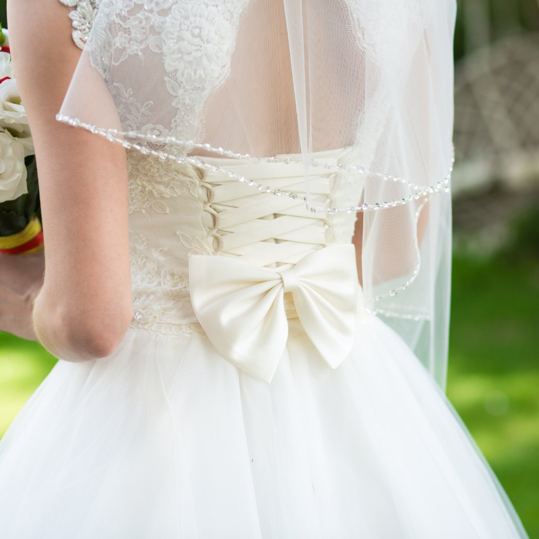 HallakWeddings's tweet photo. Honey, the search for the perfect wedding gown is like the search for the perfect pair of heels. Take your time, try on everything, and don't settle for anything less than fabulous. #weddinggown #weddingdress #weddingfashion #Loveyourself https://t.co/O8cnt0bi9J