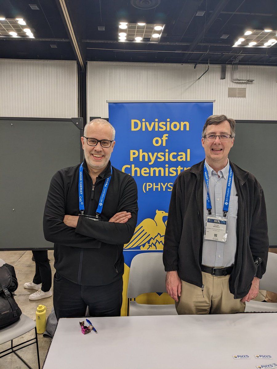 Representing <a href="/ACSPHYSDivision/">ACS Physical Chemical Division</a> together with Francesco Paesani at SciMix #ACSSpring2023