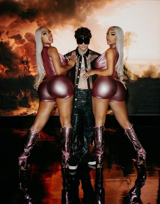 Tony Effe - Boss video out now 👯&zwj;♀️ https://t.co/7vDKBEtXJB<a href="/tag/queenmix"class="tags"><span>#queenmix</span></a>