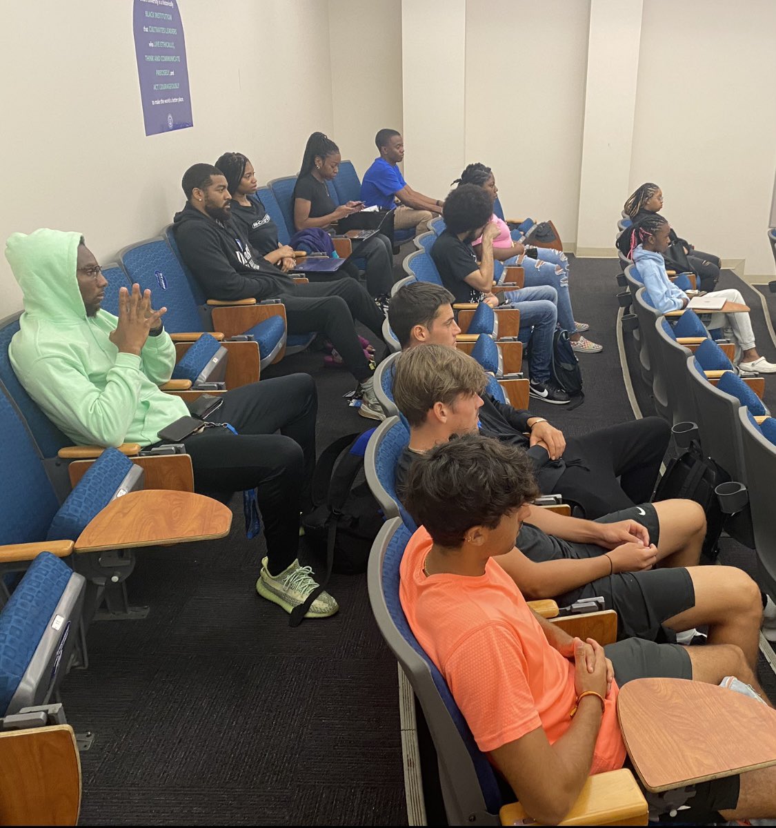 Dillard University College of Business “Business Week” has started out strong. Thank you Christopher Stewart, MS for coming to speak to some of our College of Business students about the importance of being ready when called upon. <a href="/du1869/">Dillard University</a> <a href="/DUAcademicAff/">Dillard University Office of Academic Affairs</a> <a href="/DillardU_COB/">Dillard University College of Business</a>