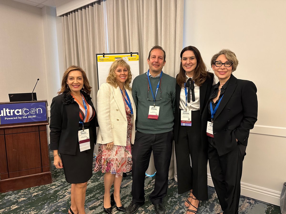 xworts's tweet photo. Teaching and learning with the very active and fun #dermatologic #ultrasound team at #AIUM2023 in Orlando, Fl #UltraCon2023 @AIUMultrasound @xworts @sonoskin https://t.co/2MeS7JjdbS