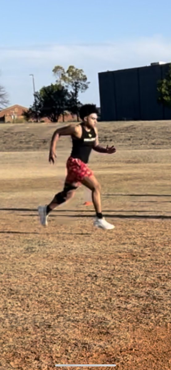 CincottaJayden's tweet photo. Gettin to it @180PhysAthletic scary hours 🤝 https://t.co/6s9aizaByV