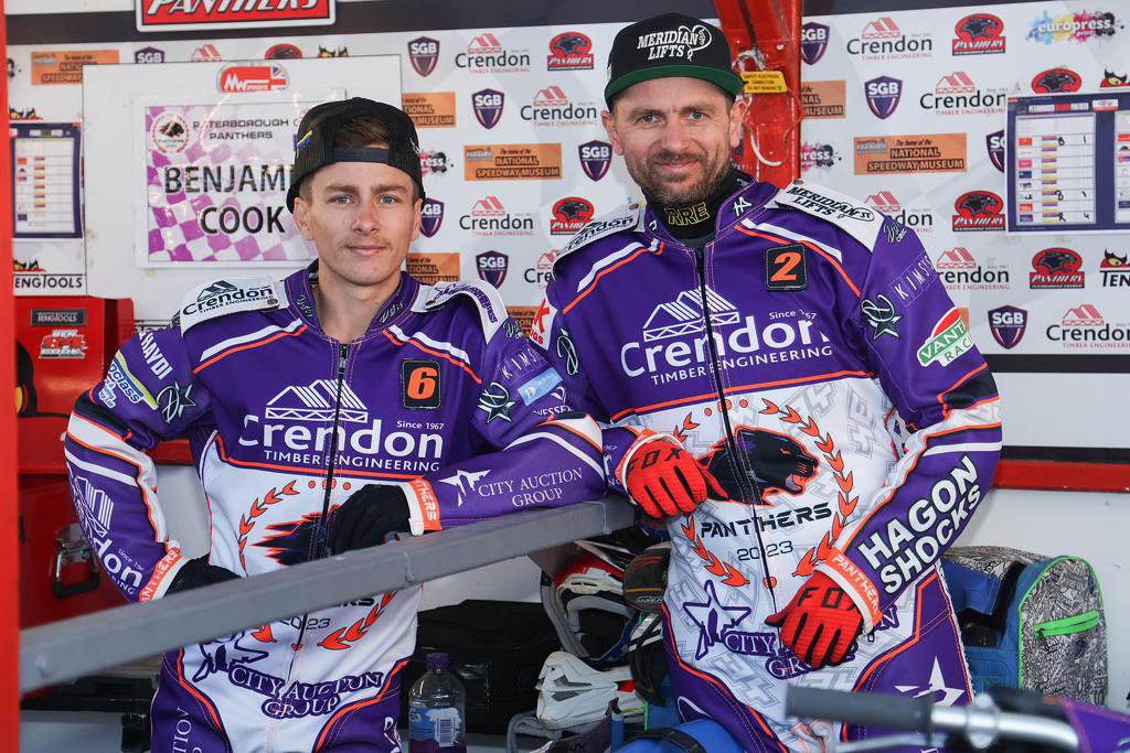 That’s the 2023 season officially started unfortunately we lost to a very very strong <a href="/ipswichspeedway/">Ipswich Witches</a> outfit48-42.

I’m pretty pleased with my 8+1 incl. a couple race wins specially considering i hadn’t been on a bike for 6months up till yesterday..

📸.: <a href="/jeffdavies170/">Jeff Davies</a> 👌🏼