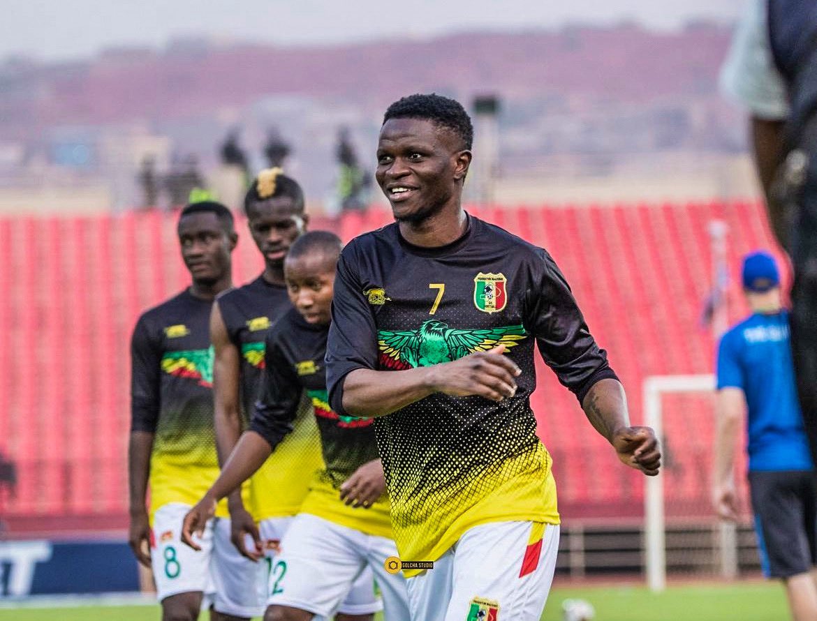 AiglesduMali's tweet photo. Focus sur ce #GAMMLI aujourd'hui.
Moussa Doumbia 😁
Mohamed Camara 😆
Falaye Sacko 😉
@diadios 😌
#AFCON2023Q #LesAiglesduMali
#UnMaliQuiGagneEnsemble 🦅🇲🇱 https://t.co/uecD2n9YoS