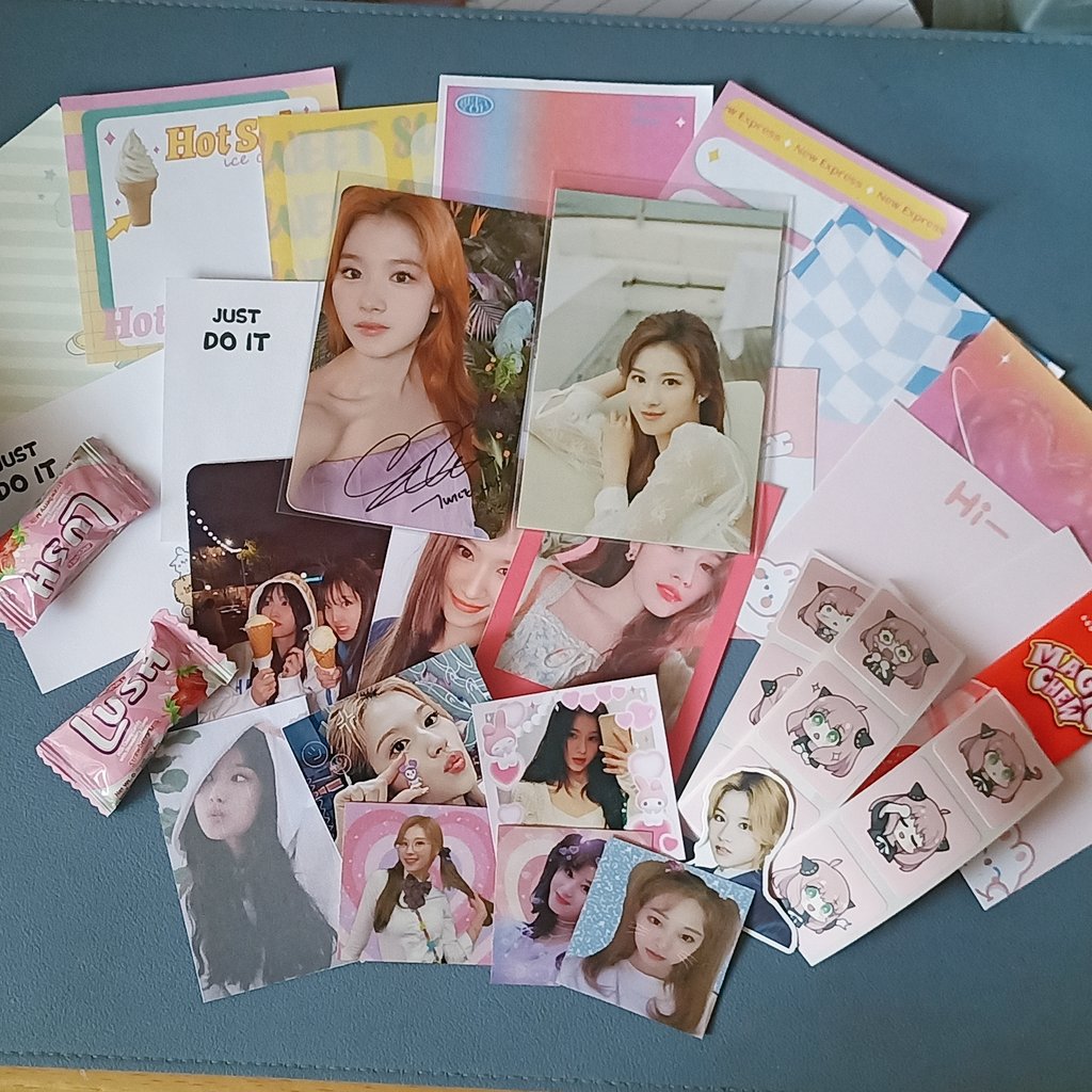 adoredbyjen's tweet photo. 🫧 #deeymail from @kamihawhee

hello po!! thank you so much for packing these sana pcs securedly and also for the freebies huhu andami super kinilig ako while unboxing, i hope we become moots😭🫶 i love our smooth transaction sa uulitin po ! 

♡ #fromkami https://t.co/RJKexaxeri