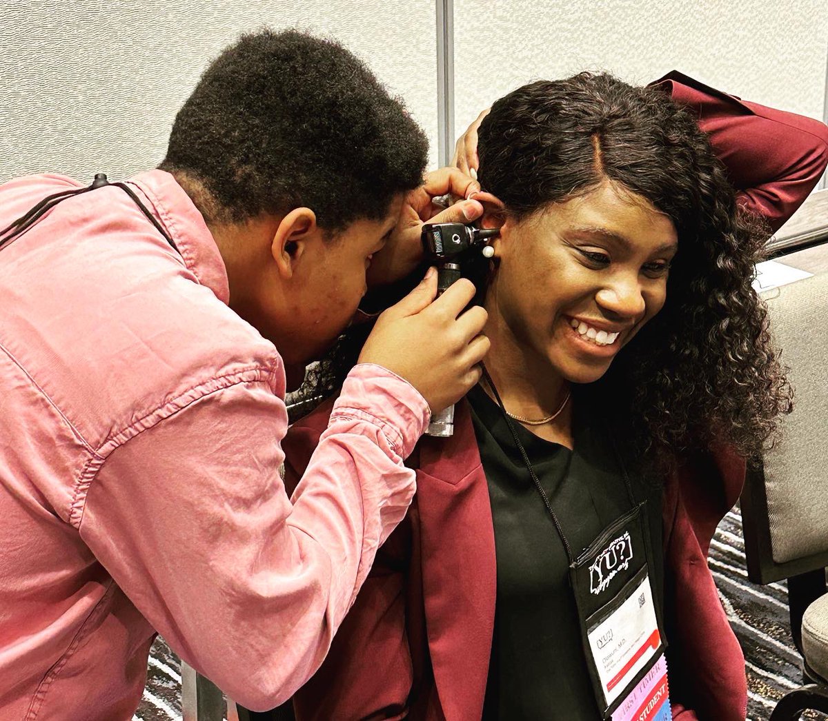 MayoENTresident's tweet photo. We had a blast running interactive sessions at the YU? Confab inspiring the next generation of #futureotolaryngologists #futuredoctors &amp; #futurescientists ! We are so proud of our mentees’ accomplishments 🌟
@headmirror_com #diversitymatters @BlackOtoNetwork #diversityinmedicine https://t.co/HtZqncFt4K