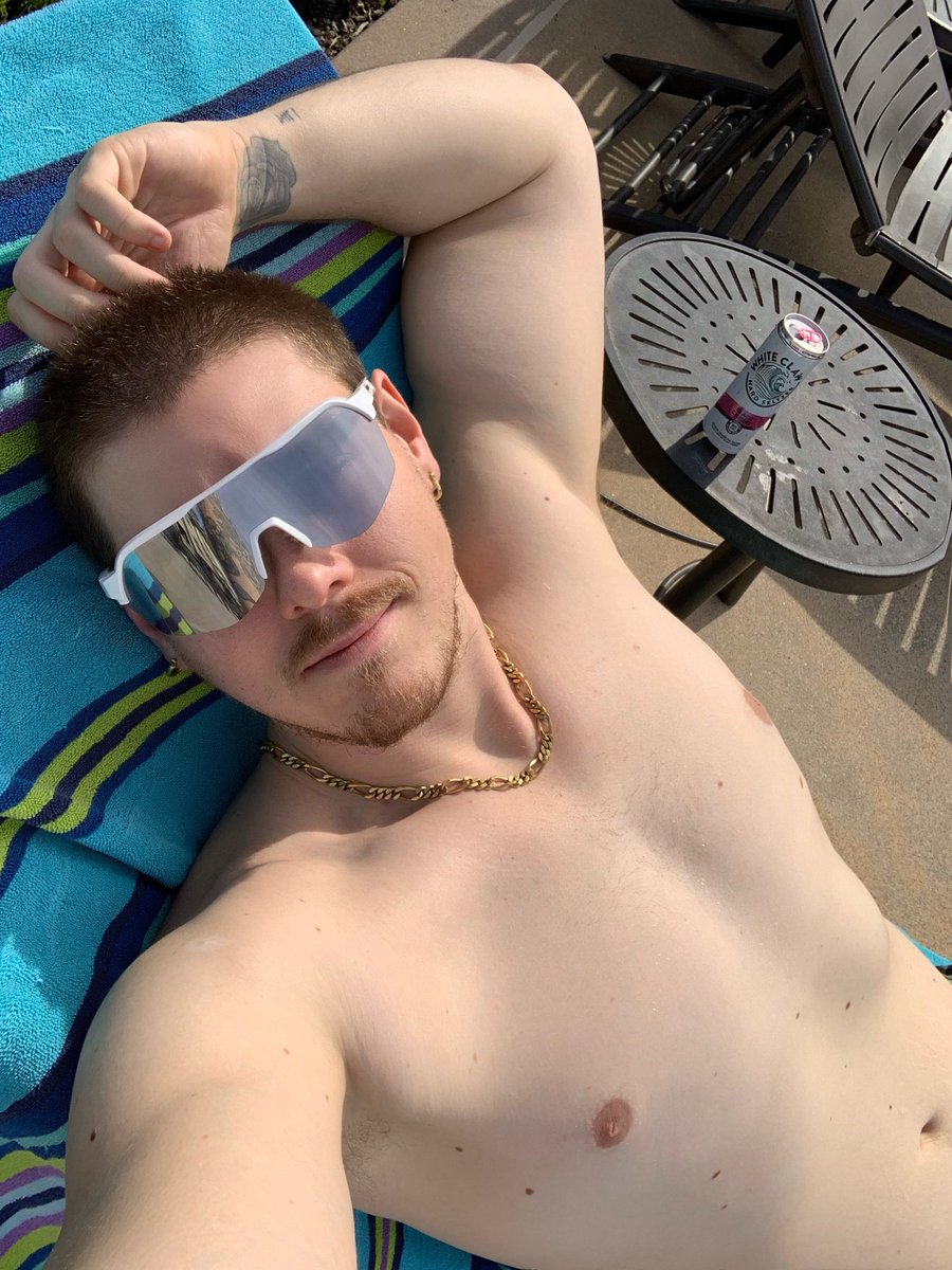 thetoughguy8's tweet photo. Felt like I was on vacation today with this weather 🌞🕶️
https://t.co/XFc5pOzCVp #interacialcouple #hotguys #gaymen #lockergear #photography #model #hotmen #lgbt #muscel #leather #harness #jocjstrap #buffmen #adultsonly #menswear #mensunderwear #buffguy #bigdick https://t.co/MQgOoqyS5U