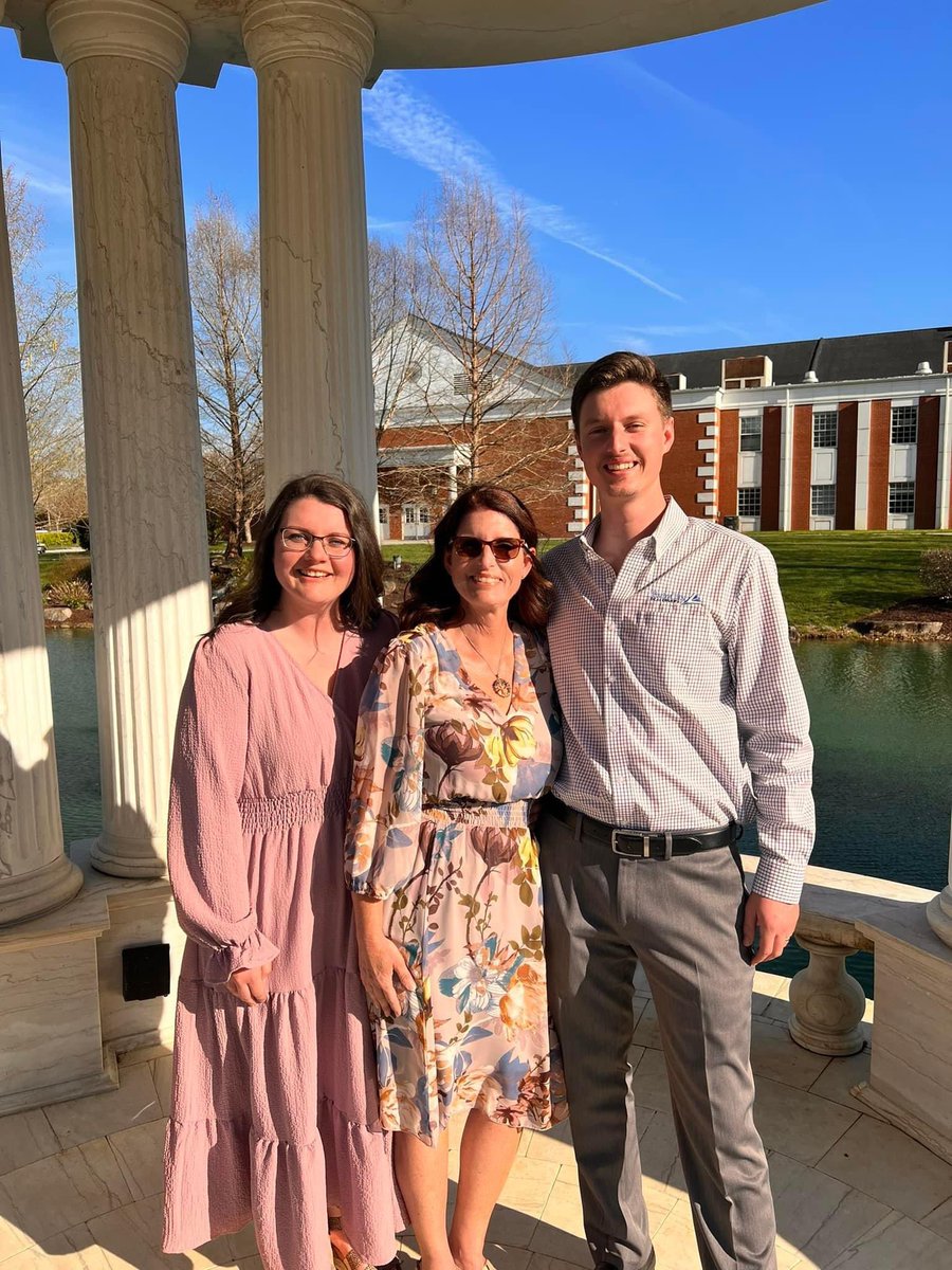 Congratulations to our very own, Mrs. Kim Lee, for being recognized as the Seymour Area Educator of the Year by the Seymour Chamber of Commerce! #PRESpride