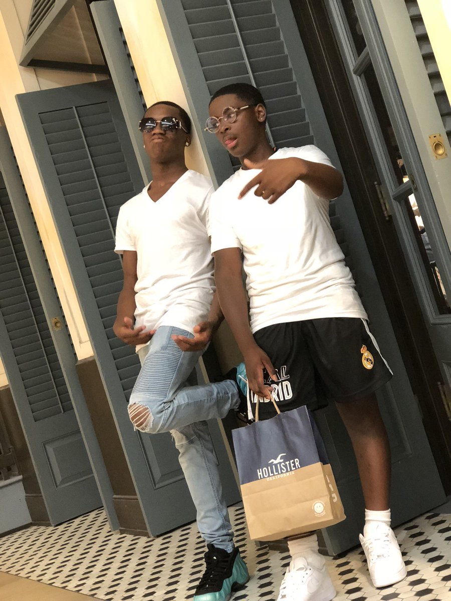 Thank you for being a stand up lul brother❤️anytime u called and wanted to kick it I made sure I came I wish you would’ve called Sunday lul bro I was right down da street😔😔 #LongLiveGlizz🕊️ -Love Gstain❤️