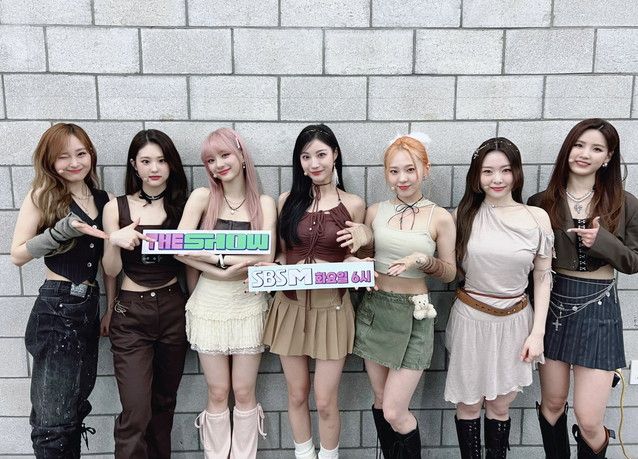 FsR_7V7aIAAcgcc?format=jpg&name=large