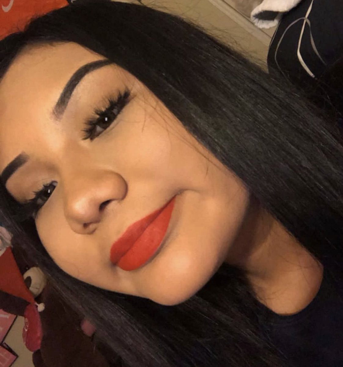 playgirlatina's tweet photo. Gimme a kiss ๐ #fyp #badbitch #selenas #replipstick #latina #mexicana https://t.co/rvuAiWlR0z