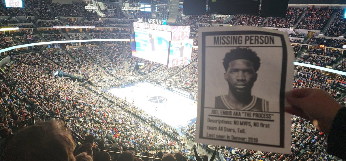 DoubleJay20's tweet photo. Where is he??? 
@DNVR_Nuggets
 @Adam_Mares @DLineCo @HarrisonWind @DuvalierJohnson @BrendanVogt
#jokicmvp #jokearoundandfindout #Nuggets #MileHighBasketball #dnvr https://t.co/orhDr6XCil
