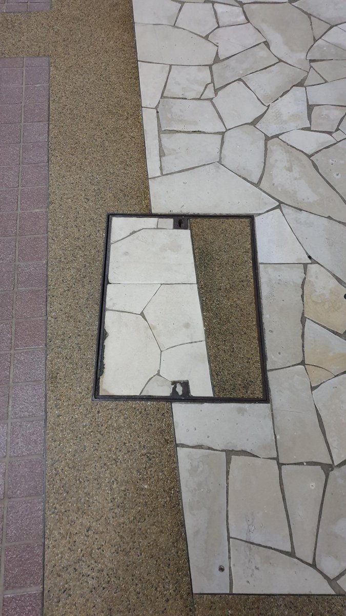ImagesMildly's tweet photo. Whoever did this should feel bad. https://t.co/mqgaqUxYYF