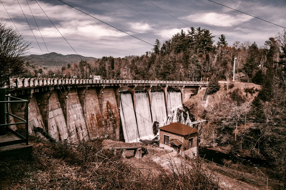 WilledPhotos's tweet photo. The Dam Photo https://t.co/O6Jk2Ub2F3