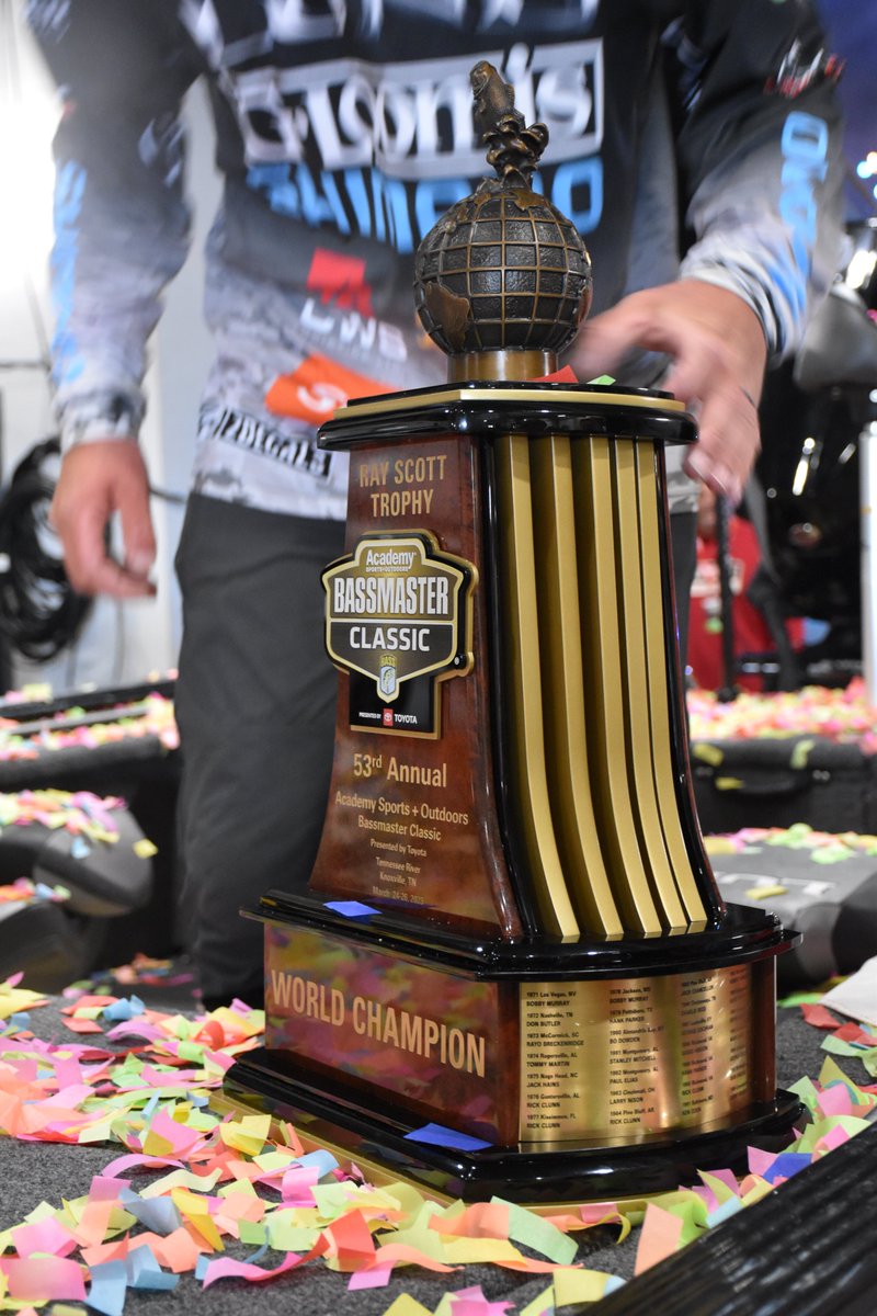 FT_Report's tweet photo. Check out the 2023 @bassmaster Classic Champion's Gallery from Knoxville!

@GussyOutdoors 

#bassmaster #bassmasterclassic #bass 

https://t.co/iGi6PFjKJt https://t.co/KsnglOnMd7