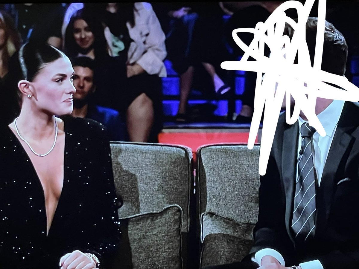 Bachelor Bob tweet media