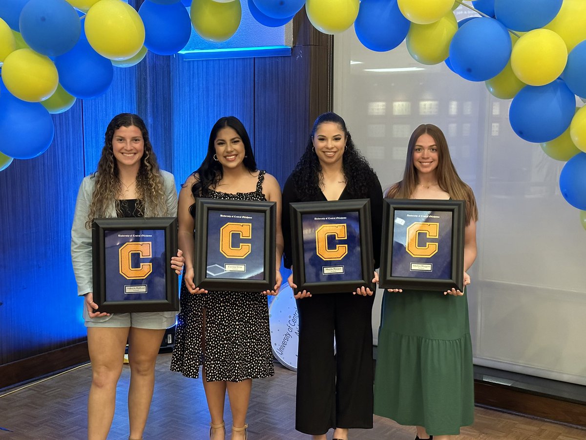 A big congratulations to our 4.0 student athletes our 3.0 student athletes and our 4 graduating seniors that were honored at our Athletics Awards Banquet tonight! #RollChos #GPS #Brains