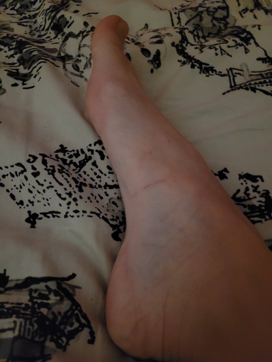 _mynymphea_'s tweet photo. #pieds #piednu #photopieds #feet #feetpic #feetseller #FeetPicture https://t.co/gb9bxa9o1H