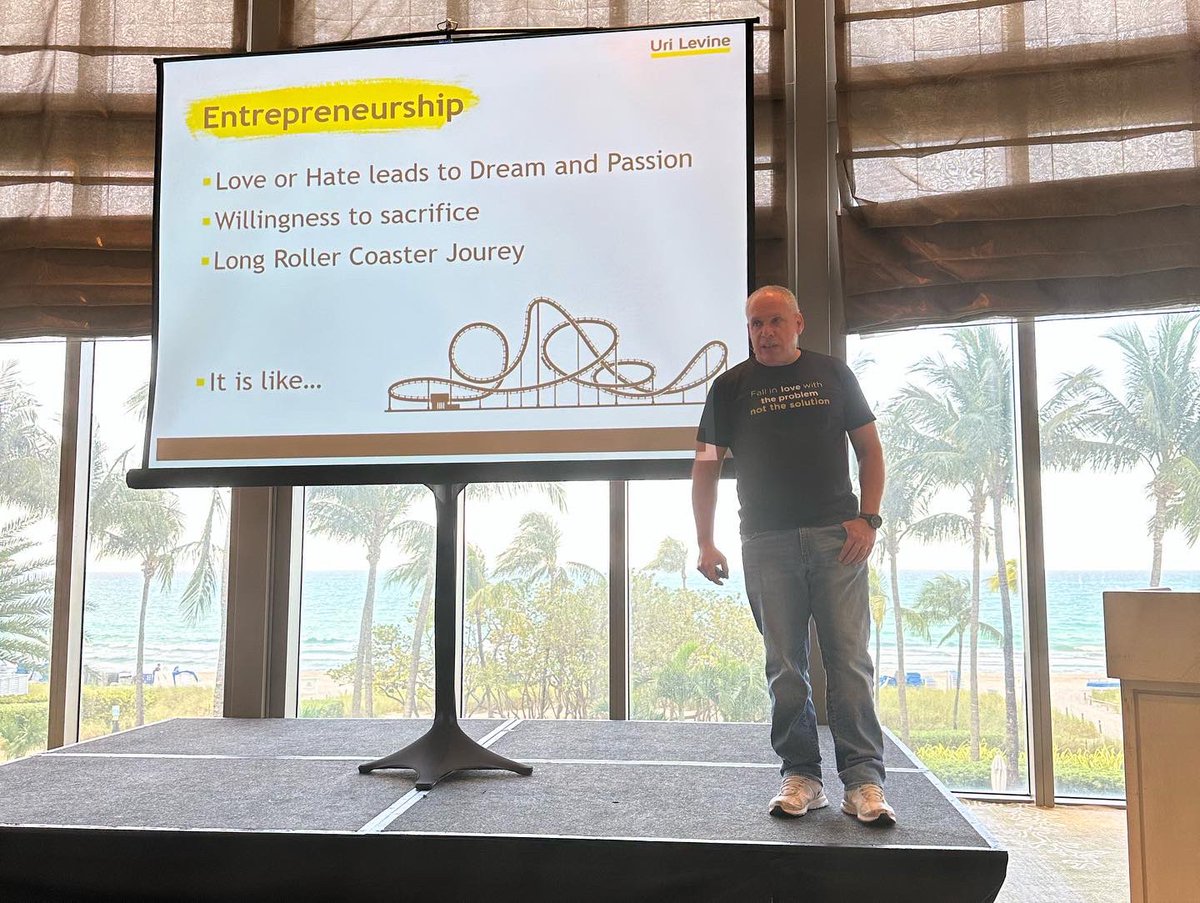 hrishlotlikar's tweet photo. It’s always awesome to see my close friend, mentor and investor #AdamStern and meet @UriLevine1, Founder of @waze , Chairman of @Zoomcar_India and hear him talk about his book “Fall In Love With the Problem, Not the Solution - Uri Levine” #teamsuperworld🌎❤️ https://t.co/ggG2sIKMAT