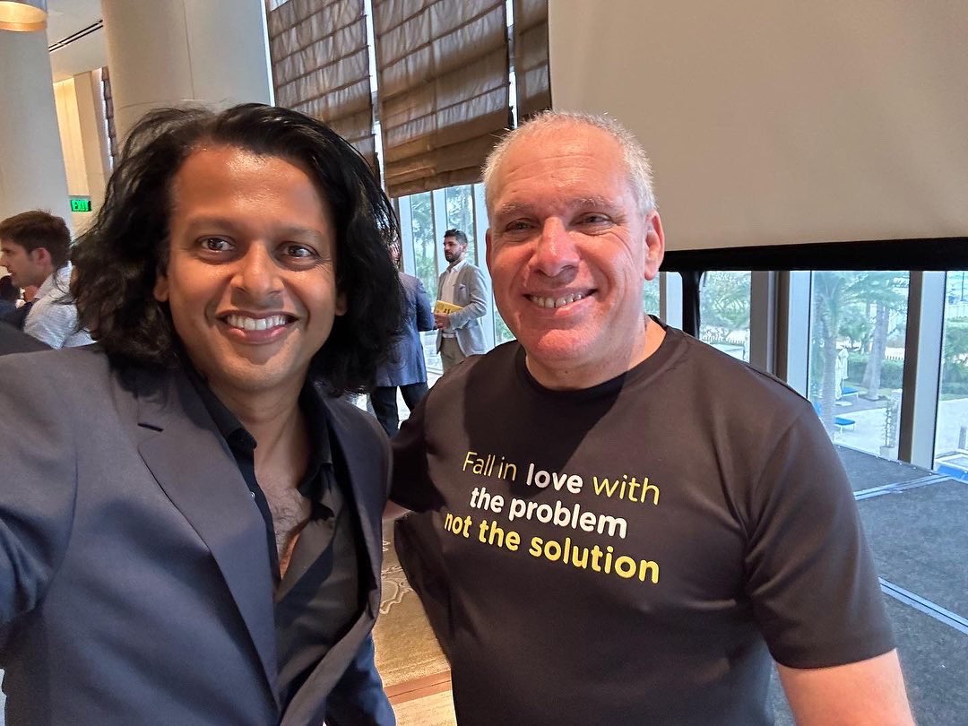hrishlotlikar's tweet photo. It’s always awesome to see my close friend, mentor and investor #AdamStern and meet @UriLevine1, Founder of @waze , Chairman of @Zoomcar_India and hear him talk about his book “Fall In Love With the Problem, Not the Solution - Uri Levine” #teamsuperworld🌎❤️ https://t.co/ggG2sIKMAT