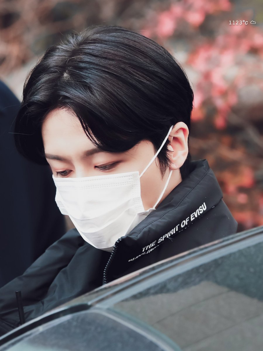 YBsecretfile's tweet photo. #영빈 #YOUNGBIN #SF9 @SF9official #에스에프나  #ヨンビン 🖤 https://t.co/OBBIARilPy