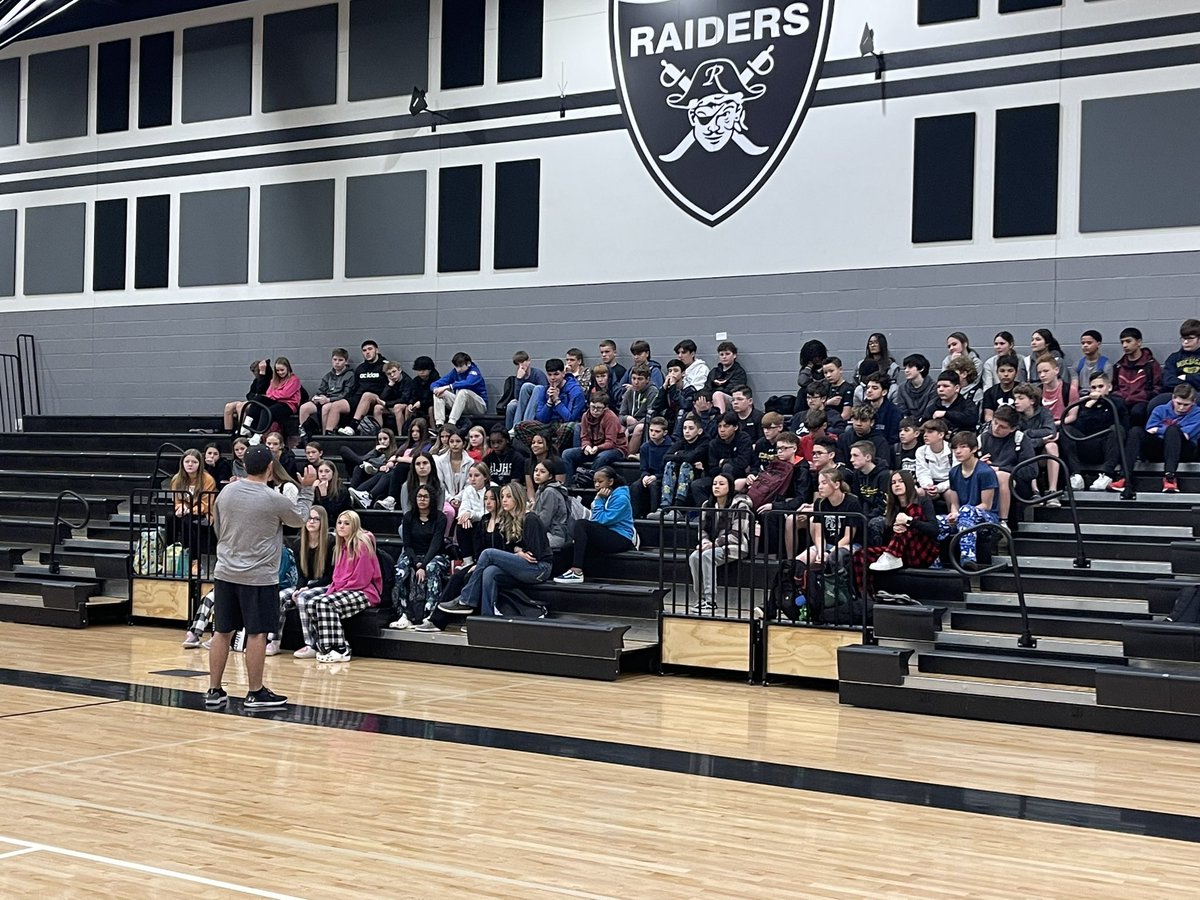 Awesome word at FCA this morning from Coach Richardson! @JHRaiders5 
#whatsyourwhy