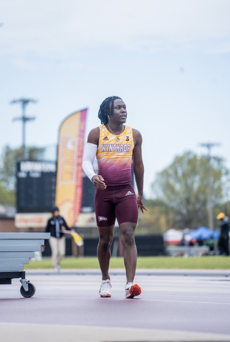 KendrickPulliam's tweet photo. Having fun with it 🦅 @WinthropTrackXC https://t.co/0UfmNUZGHw