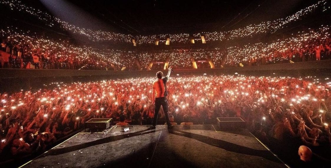 LouisStanBr's tweet image. 📌 | Infelizmente não vencemos na categoria #Louies for #BestFanArmy no iHearts, parabéns ao fandom vencedor! Obrigada todos que participaram da votação, foi incrível. ✨️🤍
