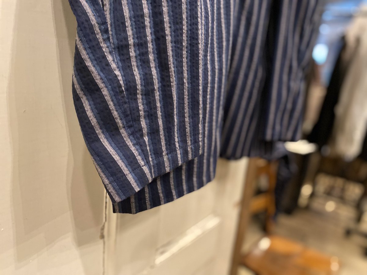 confect_kitte's tweet photo. CONFECT KITTE丸の内店オープン致しました。
本日は、鈴木、小林の2名がお客様のご来店を心よりお待ちしております。
franklederの新作も入荷しております。
ぜひ、お気軽に遊びにいらして下さい。
#CONFECT
#CONFECTKITTE丸の内
#frankleder
#KITTE丸の内
#フランクリーダー https://t.co/aIfYHi20Nt
