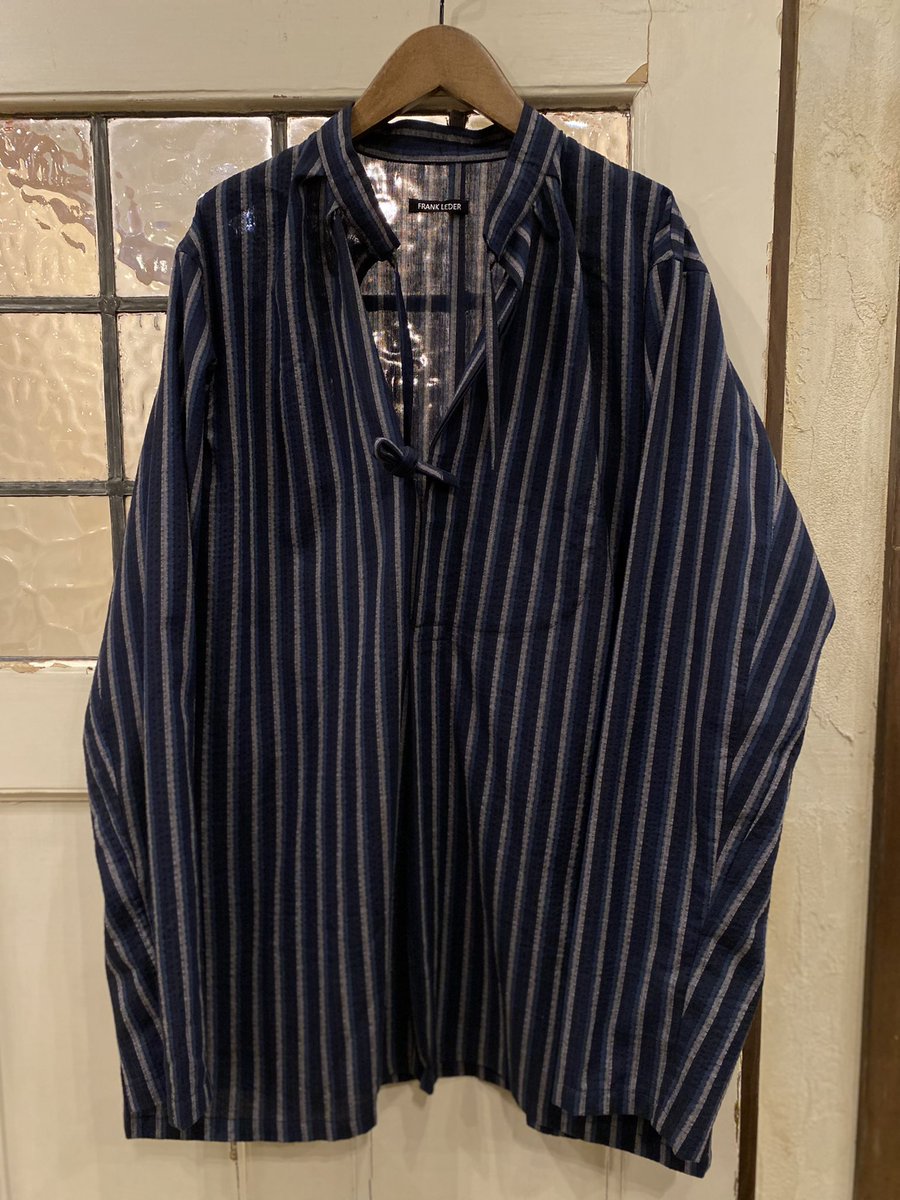 confect_kitte's tweet photo. CONFECT KITTE丸の内店オープン致しました。
本日は、鈴木、小林の2名がお客様のご来店を心よりお待ちしております。
franklederの新作も入荷しております。
ぜひ、お気軽に遊びにいらして下さい。
#CONFECT
#CONFECTKITTE丸の内
#frankleder
#KITTE丸の内
#フランクリーダー https://t.co/aIfYHi20Nt