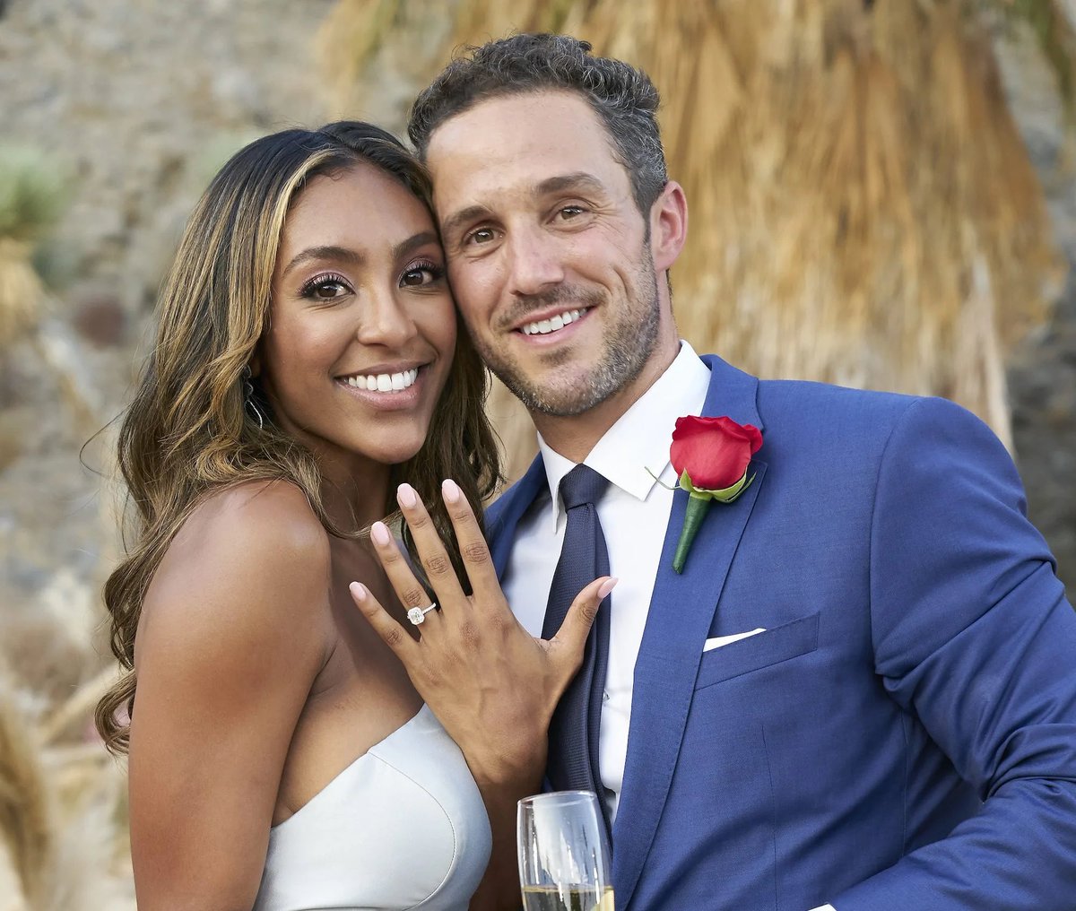 idfkmack's tweet photo. Idc that they broke up NOTHING will top this proposal #thebachelor #thebachelorette https://t.co/rllyPP78cl