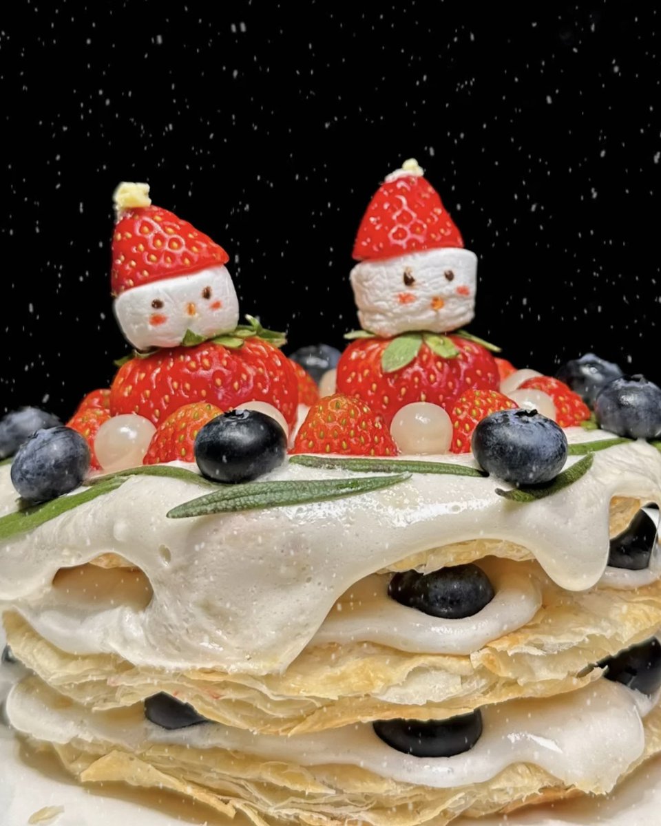 Ecozy_JP's tweet photo. ノンーフライヤーを持っているなら、ぜひこれを作ってみてください!🍓
見た目も美しく、味も抜群です!しかも、クリームを作る必要がありません!🍨🍦
⌛️30分で簡単に作れます!
材料:パンケーキ、マシュマロ、ストロベリー、ブルーベリー
詳細な手順は画像を参照してください。
#エコジー #ecozy https://t.co/YOPz0vWFgW