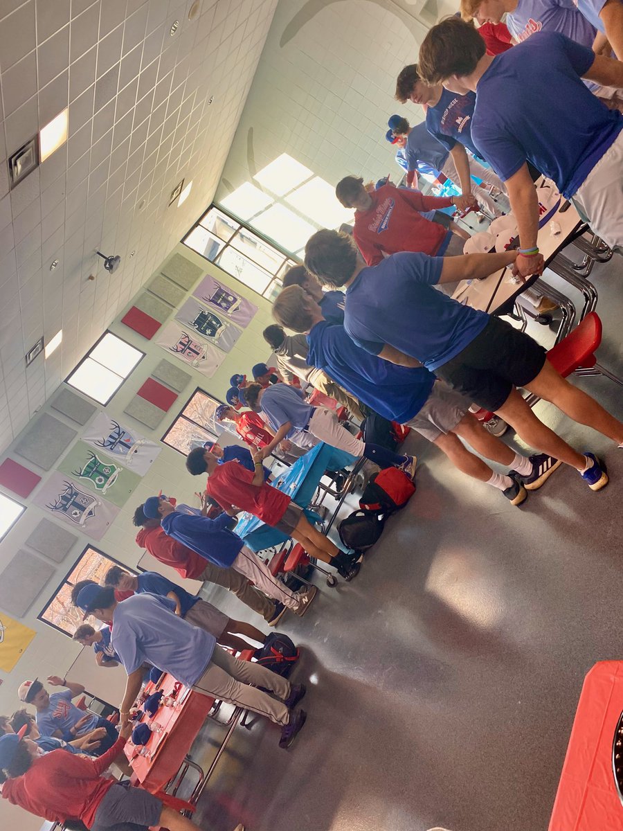 Starting off our first team dinner of the season with a prayer. Thank you to Rudy's Tenampa Taqueria for catering. #GoStagsGo