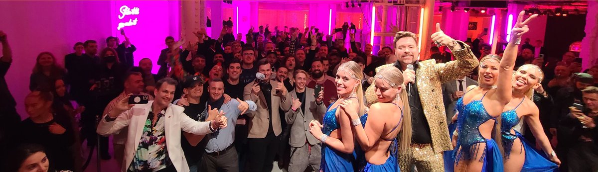 MotleyCollector's tweet photo. @aaronbennett @RichardHeartWin We're an eccentric bunch, but #crypto is stuck with us whether they like it or not. 🤷♂️
#BestCommunityInCrypto https://t.co/kmvrqVZ56u