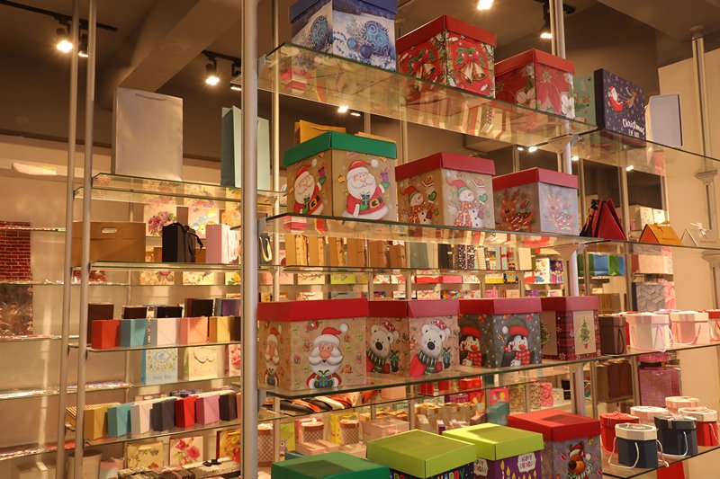 jialanpackage's tweet photo. Jialan Luxury Square Gift Box Customized Wholesale

Spot Moq: 500pcs, Customized Moq: 1000pcs
Delivery: 15-25days, have quality and safety certificates such as FSC and SGS

Website: https://t.co/8q8mOZ34Dv
Email: sales1@jialanpackage.com
#giftbox #papergiftbox #presentbox https://t.co/tm82M9e7Yk