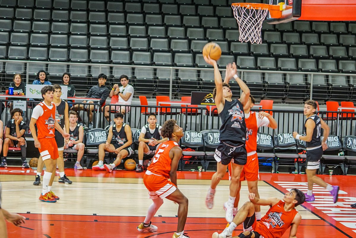 West Side takes the win at the Vipers All Star Showcase 2023! Great performance by our Sophomore PG Joe Gonzalez! #WeTheView