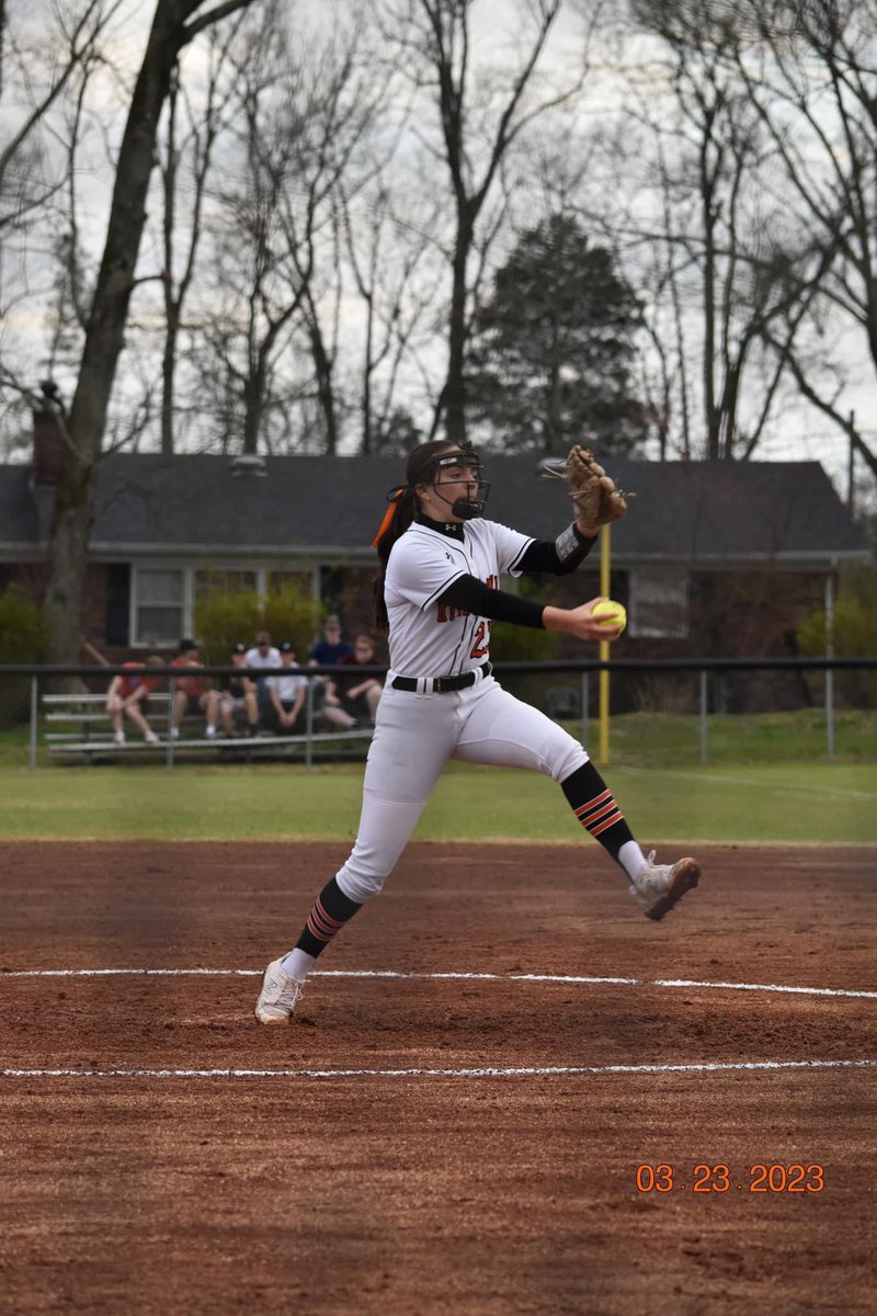 Ava Shrader tweet media