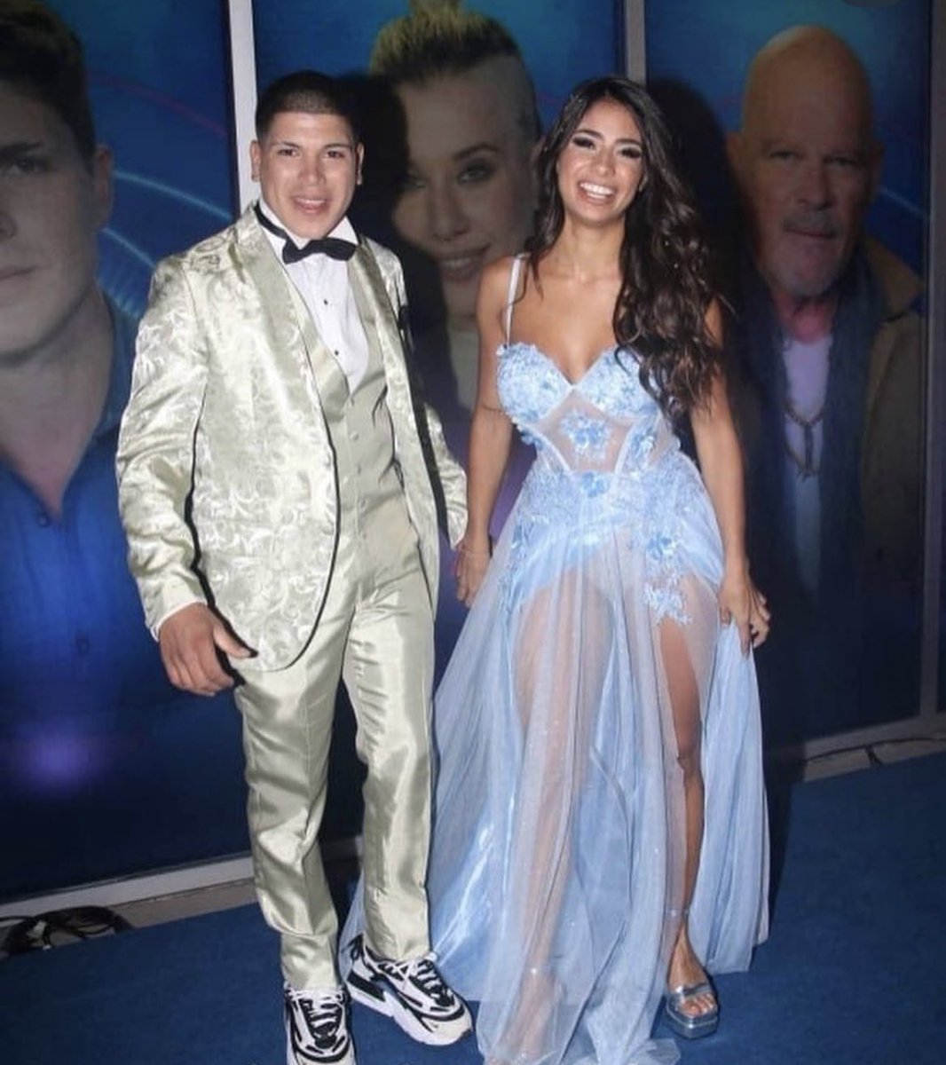 Cuando cumplía quince la hija del narco del barrio