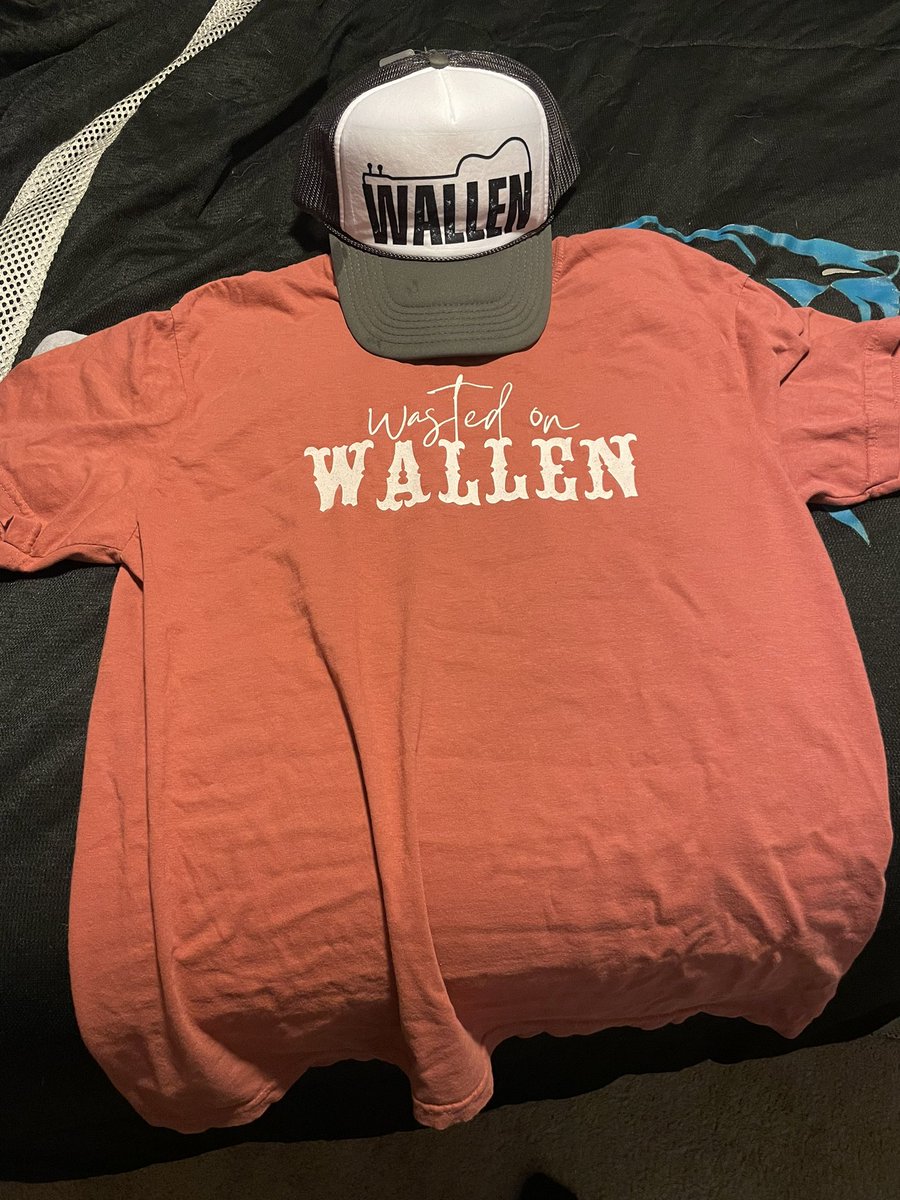 Heartslikeadrum's tweet photo. Got me new @MorganWallen merch from Etsy today! πππ #somebodysproblem #wastedonwallen #GAHT https://t.co/vkC9z6pvVb