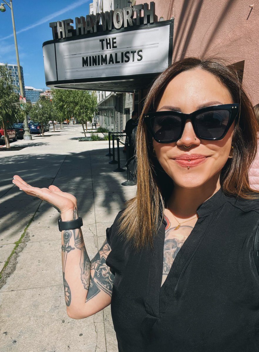 nastasiaelise's tweet photo. A great weekend indeed!🎙️✨🖤
@TheMinimalists @JFM @TK_Coleman @RyanNicodemus #SundaySymposium 

#theminimalists #minimalism #LA #dynastytypewriter https://t.co/DGPVV1FGiC