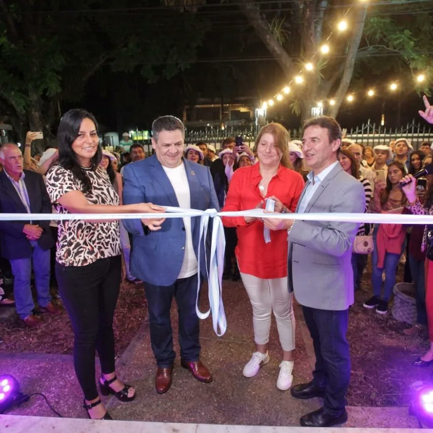RSanchezOK's tweet photo. En Yerba Buena inauguramos La Casa del Encuentro, un nuevo punto de encuentro de los tucumanos. Un lugar para toda la militancia.
@ArielGarciaUCR @boinablancaucr
#JuntosEsMejor #JuntosGanamos #JuntosPorElCambio  #Tucuman https://t.co/sfsvsIpXQC