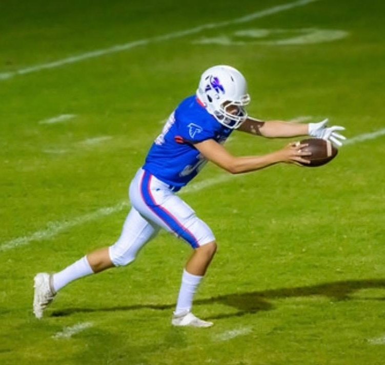 Coach_Berna's tweet photo. Congratulations to Punter/Wide Receiver Michael Hankinson for committing to @MMULancersFB 💪🏈 We are very proud of you and excited to watch you this fall!! Thank you for everything Hank ❤️🙏 #WinTheDay #FalconFamily #CultureOverScheme #MountUp #GoldenStandard https://t.co/f3Z9K5Jicf