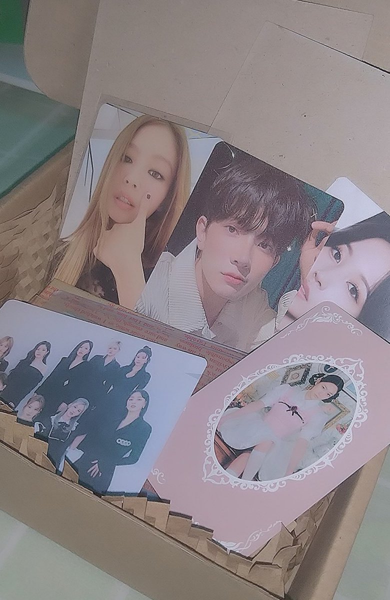 0chaee_'s tweet photo. 💌 #risemails ෆ⁠╹
   - from : @fairyyymae7

 hi ! MY JENNIE ARRIVED SAFELY !!! thank you for letting me adopt her, and tysm for smooth transaction &amp; and freebues. 'til our next

#fairyyyfeedback https://t.co/PNYcY6kSNH