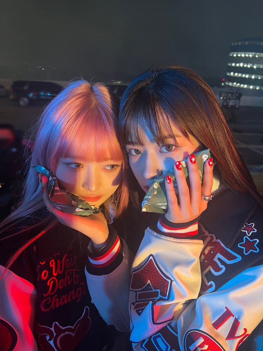 picsnaoirei's tweet photo. them. https://t.co/5nmZK3f1Iy